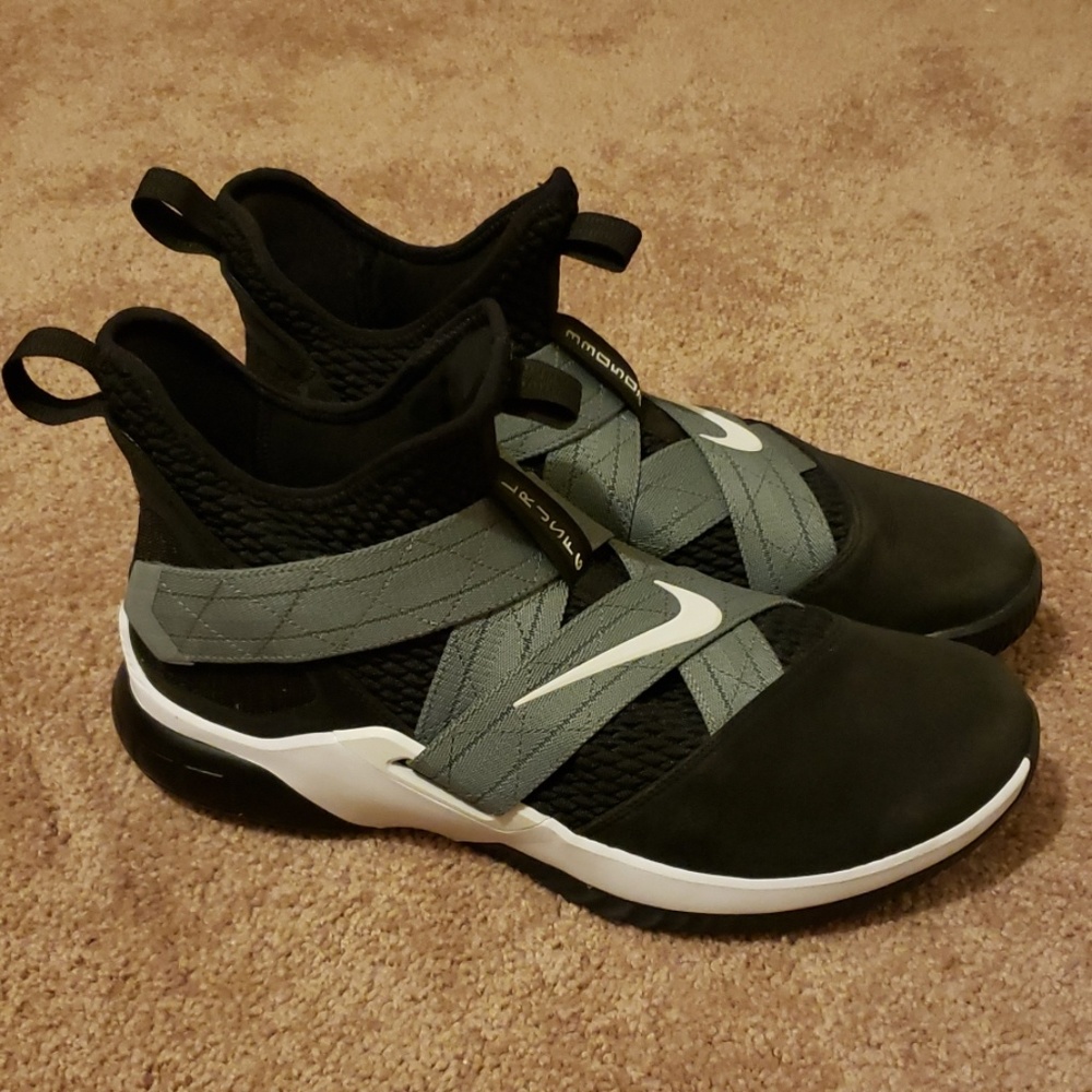 Lebron soldier 12